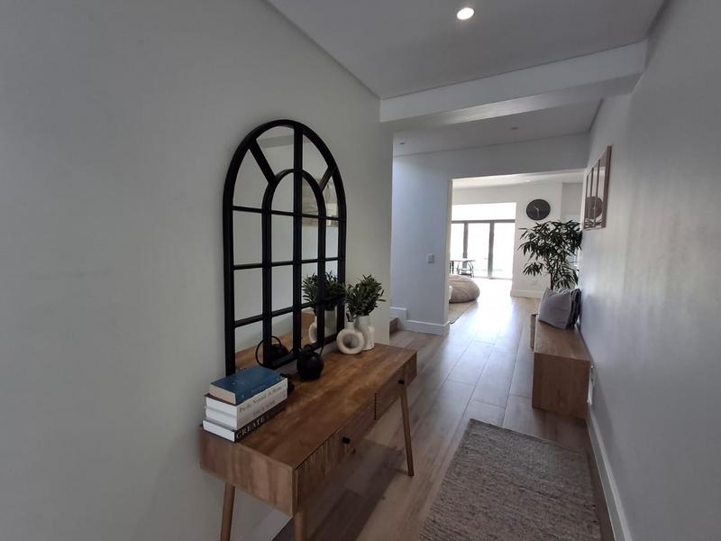 To Let 4 Bedroom Property for Rent in Aan de Wijnlanden Western Cape